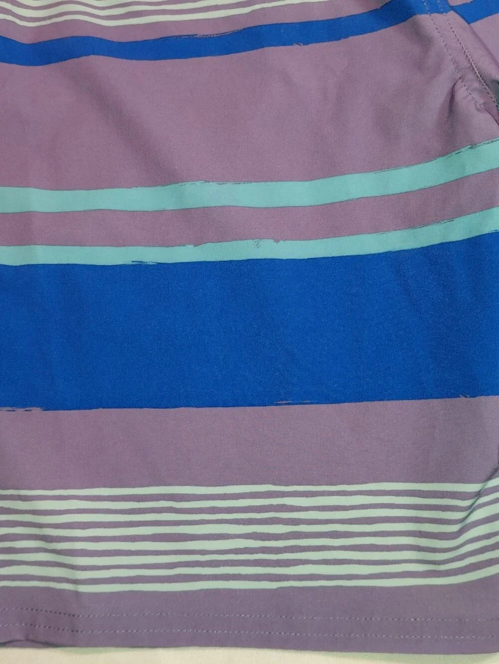 Vineyard Vines Kids Boys Size 16 Performance Striped Board Shorts Purple Blue